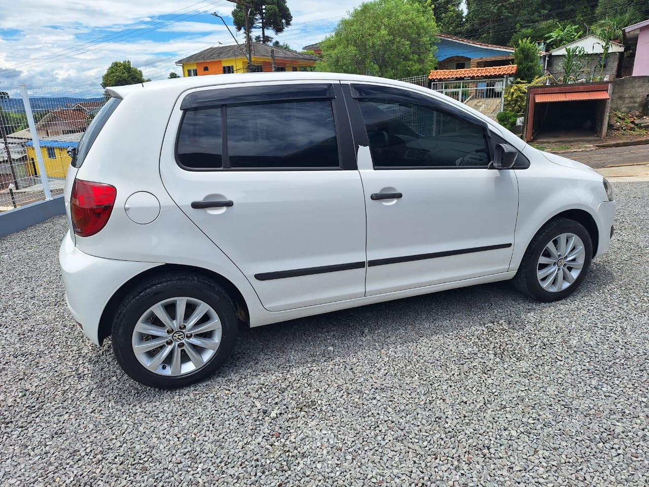 VOLKSWAGEN FOX