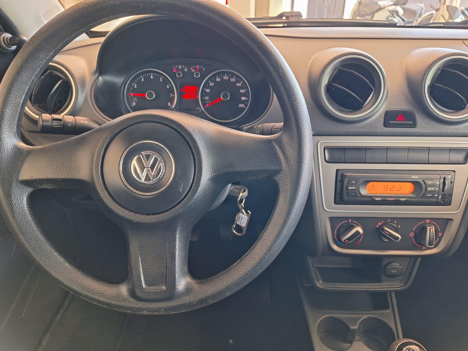 VOLKSWAGEN GOL