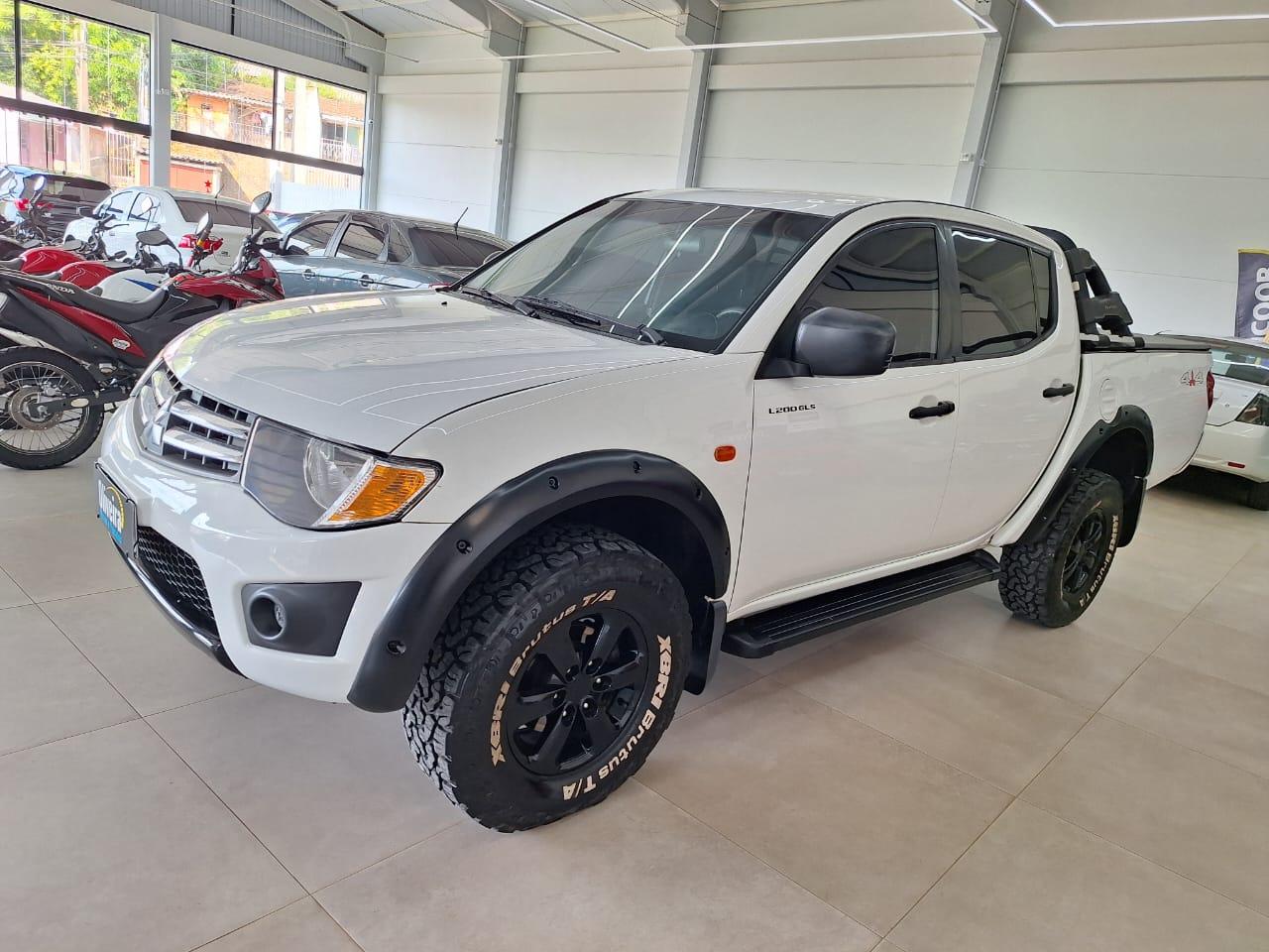 MITSUBISHI L200 TRITON