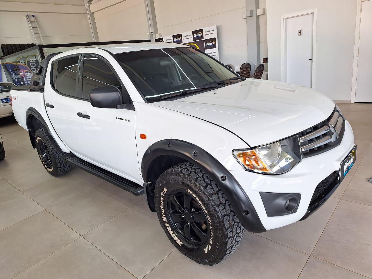 MITSUBISHI L200 TRITON